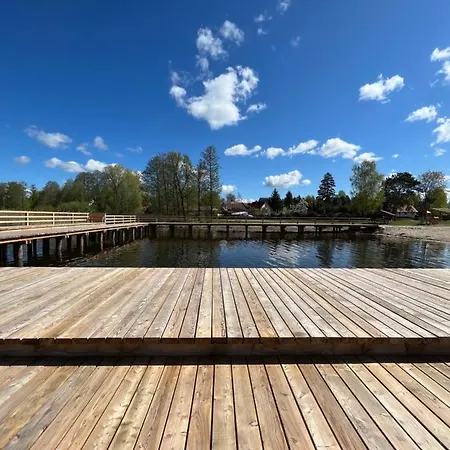 Nad Jeziorem Mazury *